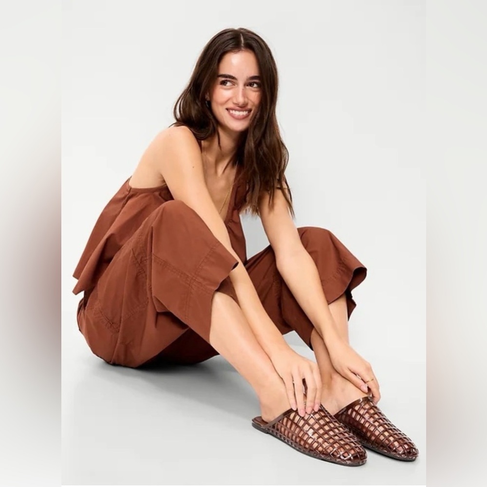 Old Navy Brown Jelly Mules